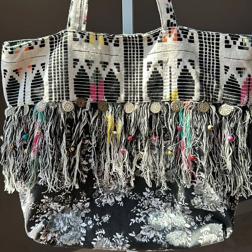 AMERICA & BEYOND Women's Cotton Floral Fringe Medallion Boho Tote Bag Black